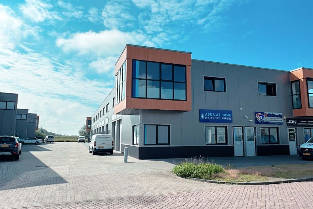Bedrijfspand van Aqua at Home